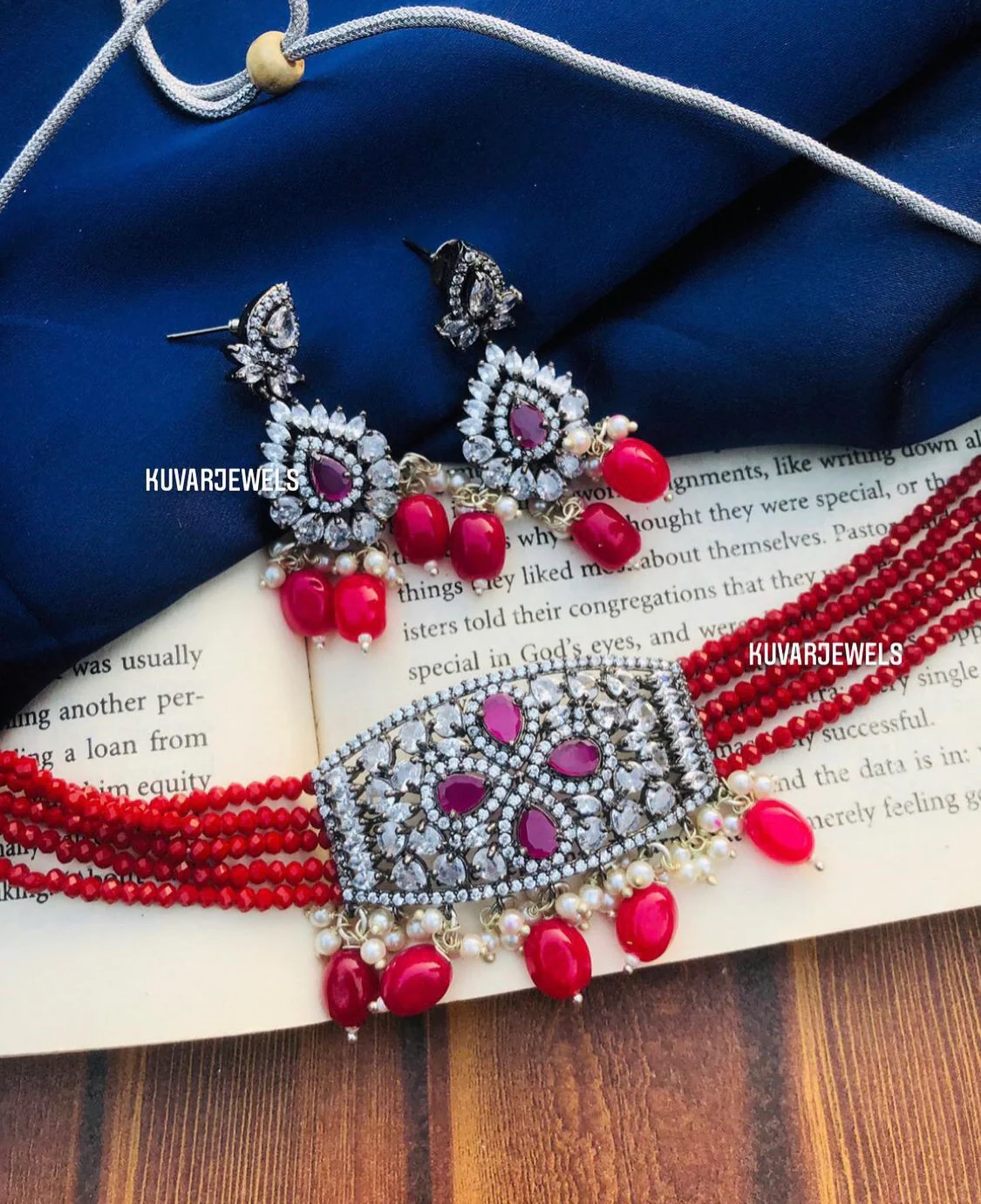 Arya Zirconia Choker - Image 3
